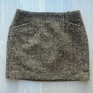 MANGO Short Skirt Pattern w/ Pockets (S)